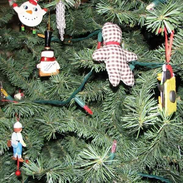Christmas tree decorations for kids
