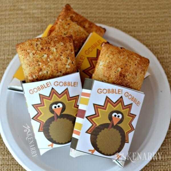 Forget leftover turkey sandwiches or fancy fall recipes! This free printable turns Hot Pockets into festive easy snacks for Thanksgiving.