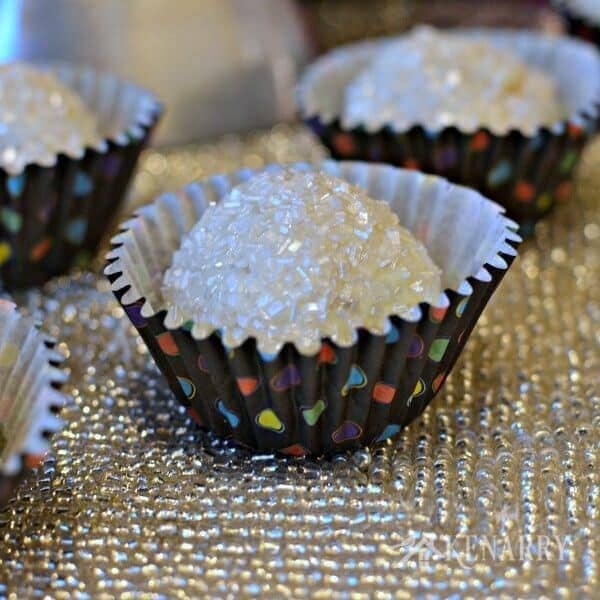 I love how these OREO Cookie Balls sparkle! They'd be a perfect dessert for a New Year's Eve party!