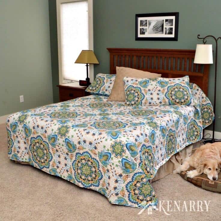 There is one easy, simple way to have a dramatic change to your master bedroom. Swap out your warm winter comforters for fresh spring bedding.