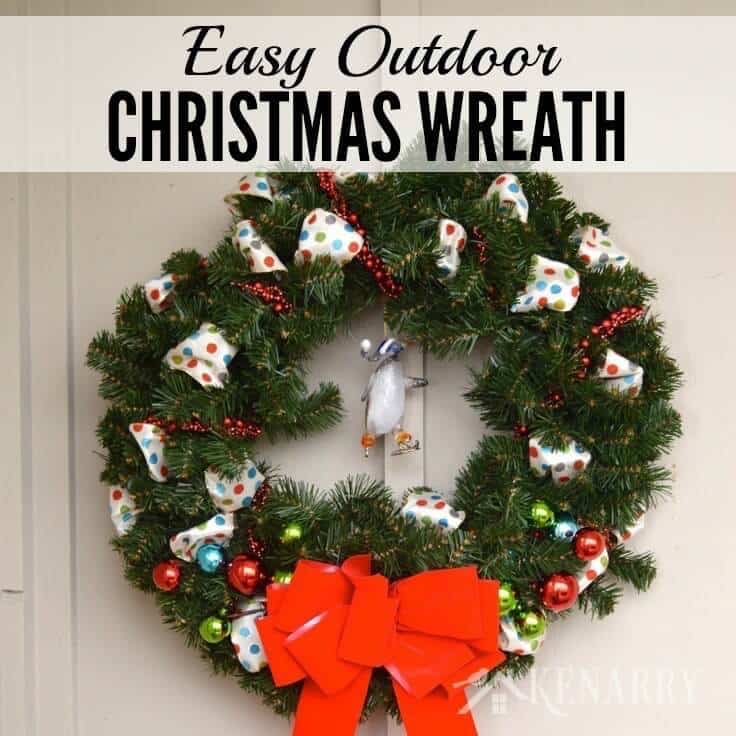 Easy outdoor Christmas wreath