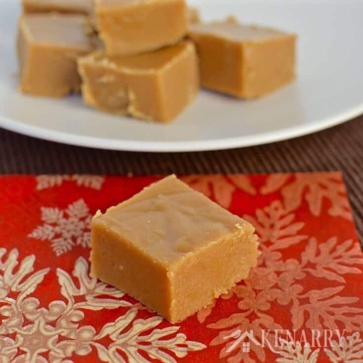 Delicious peanut butter fudge recipe would be a great idea to give as holiday gifts to friends and neighbors or a dessert for a Christmas party.