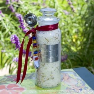 Make a bottle of Aromatherapy Foot Soak with a beautiful beaded scoop. Wonderful gift craft!