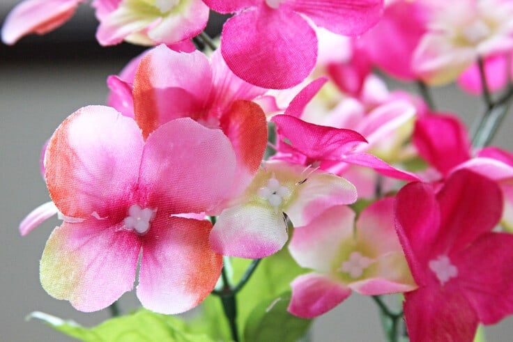 Spring-Wreath-Pink-Flowers