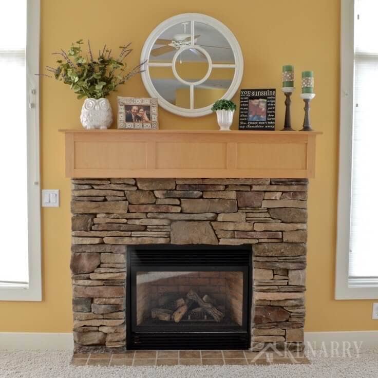 Love these spring mantel decor ideas to update a fireplace for spring with refreshing spring green and purple home accents!