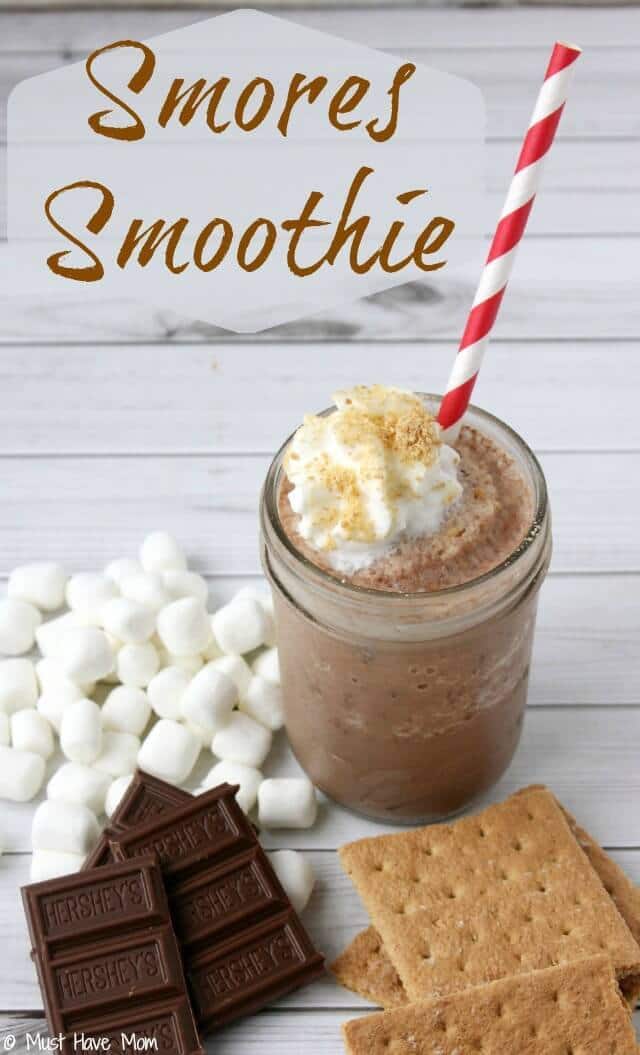 S’mores Smoothie – Must Have Mom - 18 delicious s'mores recipes featured on Kenarry.com