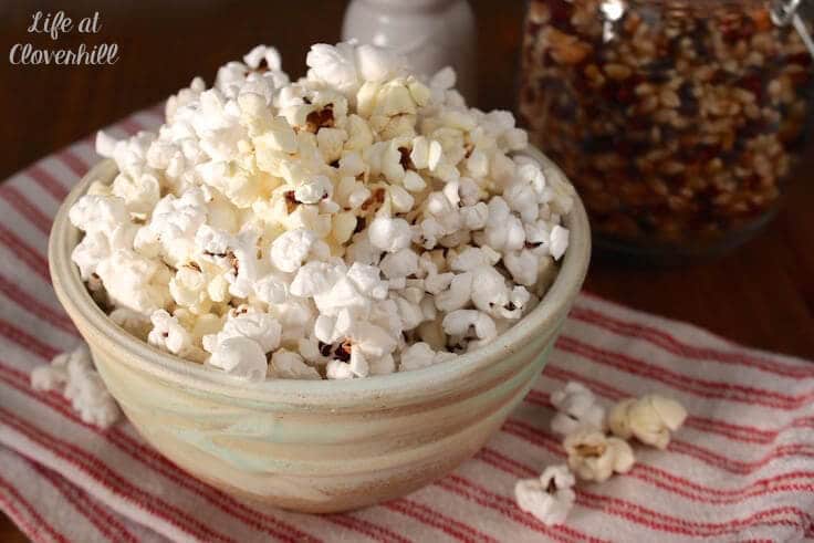 microwave-popcorn-in-bowl3