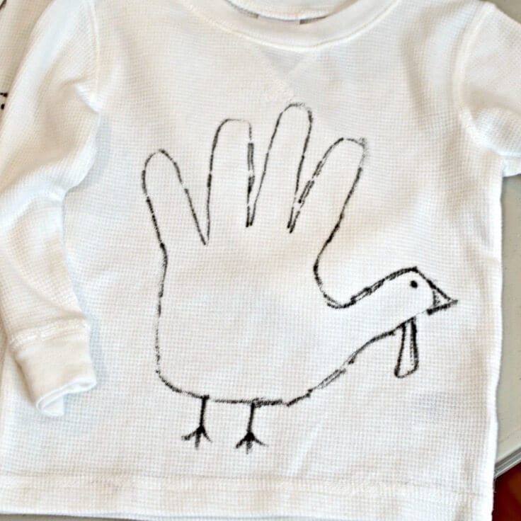 My children would love this fun craft idea! These handprint turkey shirts would be cute for the kids to make at Thanksgiving.