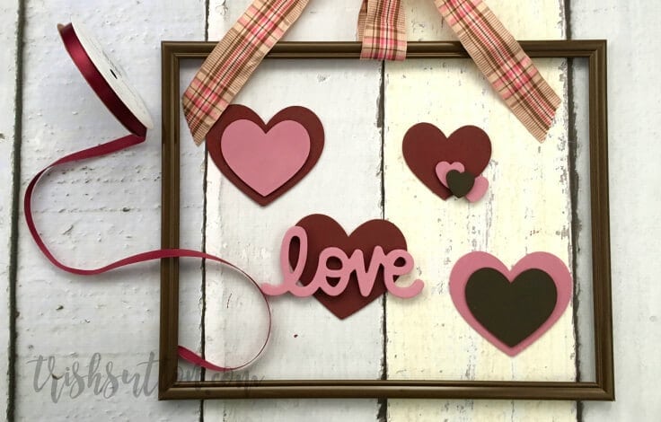 Framed Floating Hearts Valentine Decor, TrishSutton.com