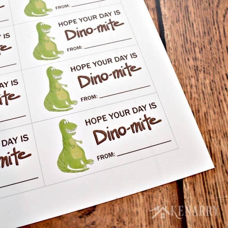 These free printable T-rex tags are so cute! They would be great to use on dinosaur party favors for a child's birthday party or even as cards for a Valentine's Day party at school.