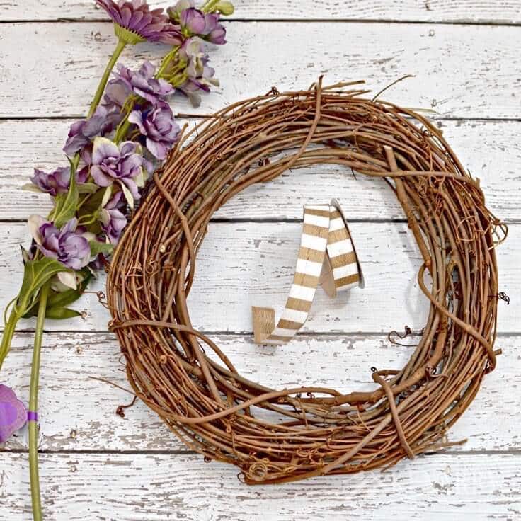 Love the idea of a floral grapevine wreath for spring! With all the purple flowers, it would be such an easy craft to make for Easter or to use as home decor all season long.