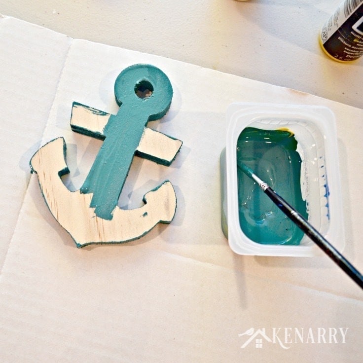 Painting a wood anchor light blue