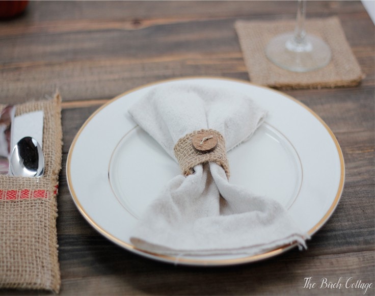 Make these easy to sew burlap napkin rings out of burlap ribbon. Follow this easy tutorial from The Birch Cottage to add a little bit of rustic charm to your tablescape!