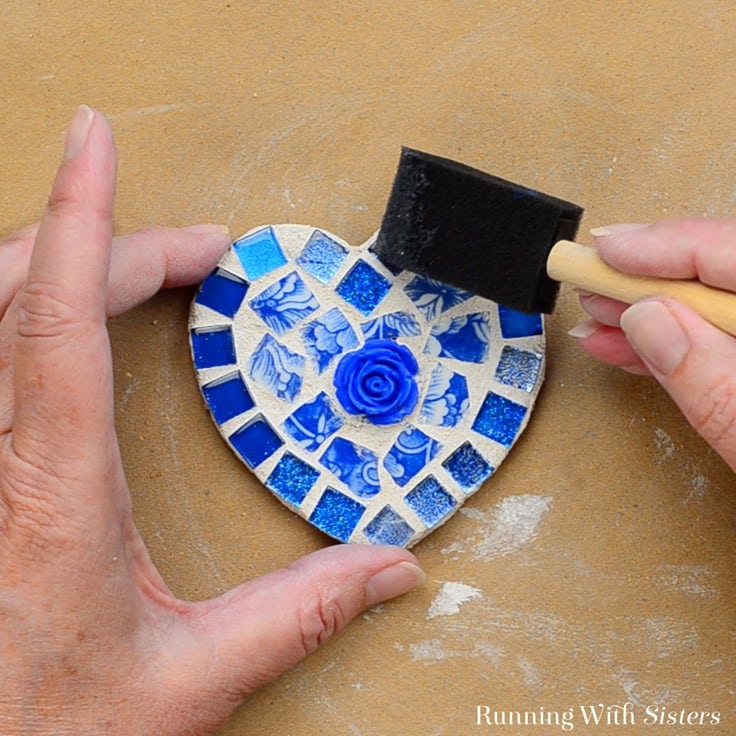 Make a Mosaic Heart with broken china tiles. In this video tutorial, we'll show you how to glue the tiles and how to mix the grout. Great for beginners!