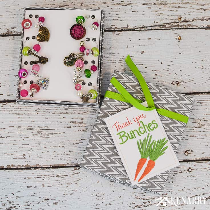 Express your gratitude with spring thank you cards. These free printable tags feature hand drawn carrots and a sweet note to say thank you bunches. They're perfect to use for Easter, Mother's Day, teacher appreciation and more!