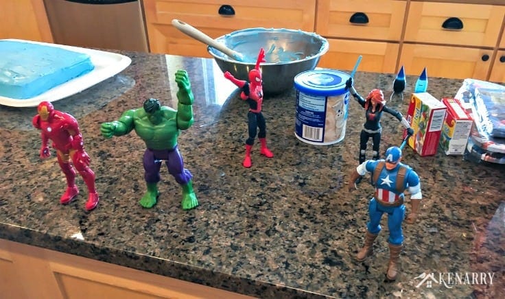 Got a child who is a superhero fan? This simple Avengers birthday cake idea is a great way to make his or her day extra special. We've even included the best party supplies to help make it easy for you. #avengers #birthdaycake