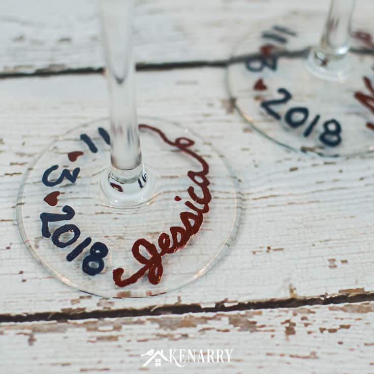Paint the bride's name on the base of a champagne glass to make an easy personalized gift. These Mr. and Mrs. toasting glasses are an easy DIY gift for the bride and groom, perfect for a bridal shower, wedding or anniversary. #weddinggifts #weddingideas #weddingreception #handpainted