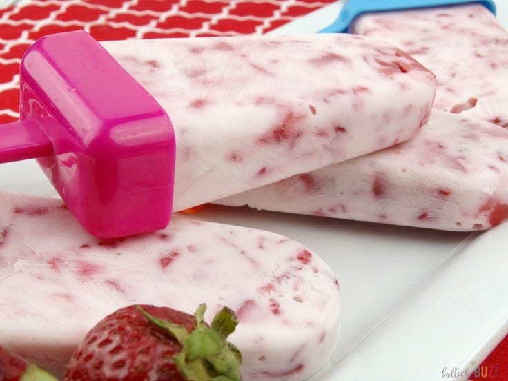 Easy Strawberry Vanilla Yogurt Popsicles 