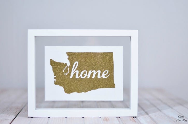 Glitter State Art – Simply {Darr}ling - Home Sweet Home Art: 14 Easy DIY Craft Ideas featured on Kenarry.com