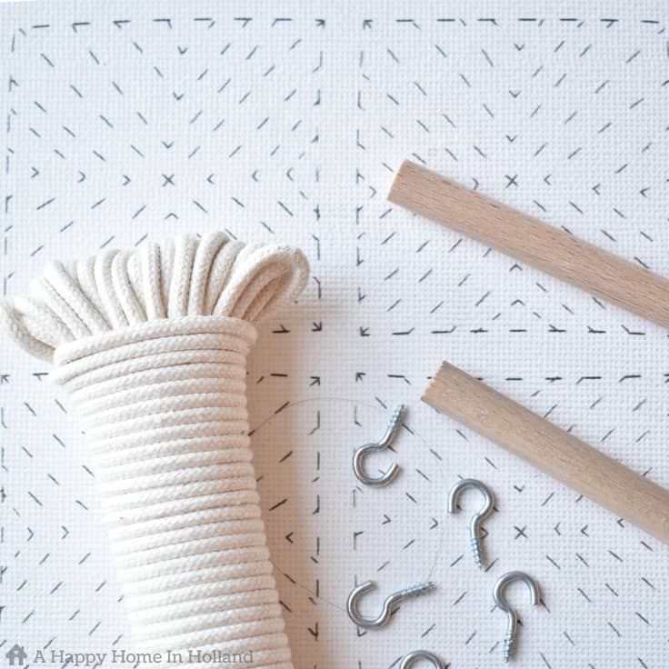 Rope, dowel rods and screw-tip hooks for a bubble wand