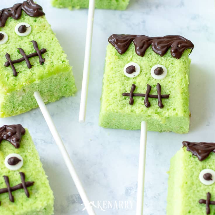 Frankenstein cake pops are a fun treat to make for a Halloween party or to give as a special fall gift for close friends and neighbors who come by your house to trick or treat. This easy recipe will show you how to make them. #easyrecipes #halloween #recipes #dessert #kidfriendlyrecipes