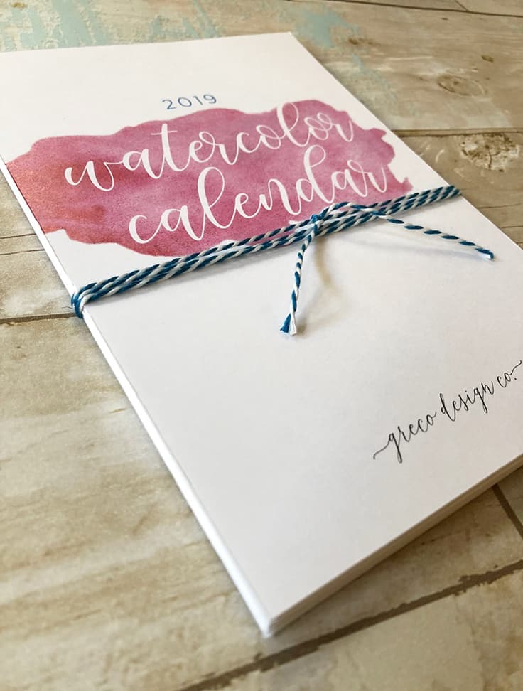 Get a head start on your holiday shopping with these 2019 monthly Watercolor Calendar printables along with FREE printable Christmas gift tags. #gifttags #2019calendar #kenarry