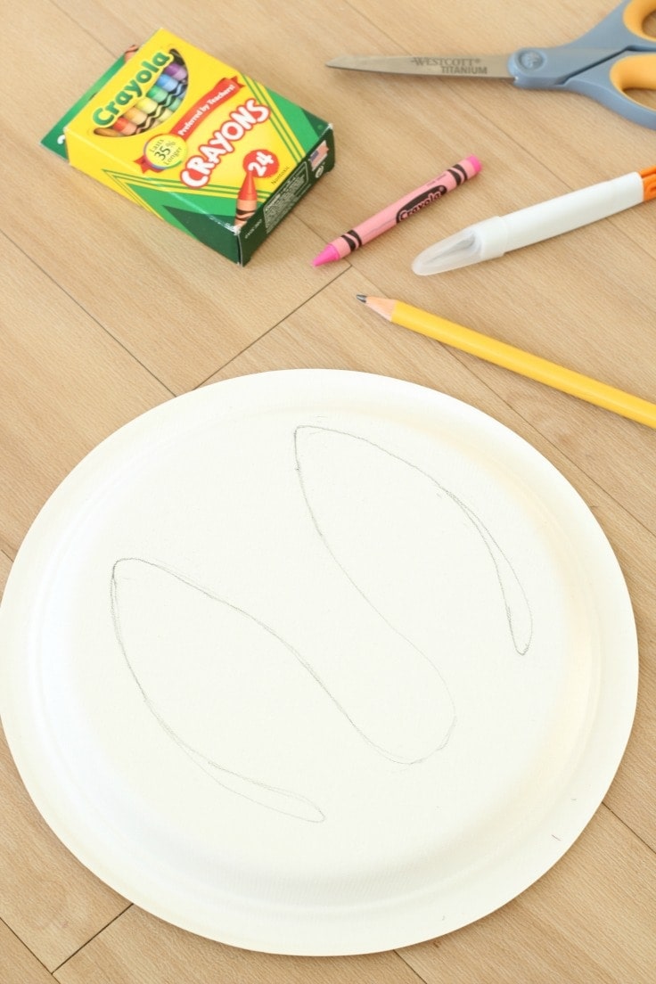 Drawing paper plate bunny ears in pencil