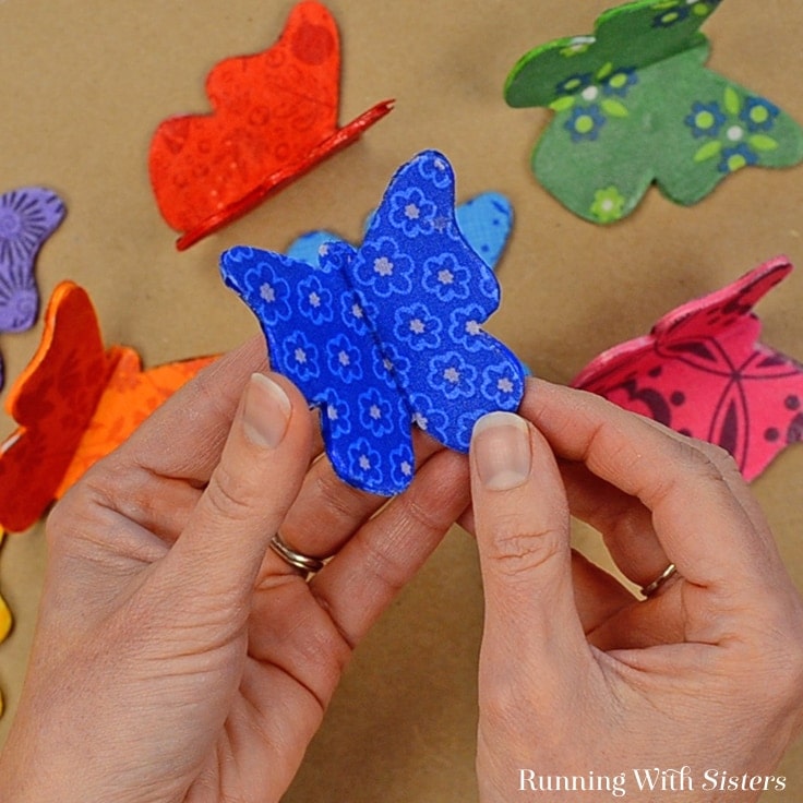 how to decoupage wood butterflies with fabric for a spring wreath